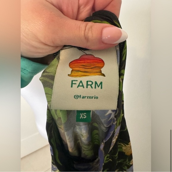 Farm Rio Capri Floral Print Turtleneck Top/ Size XS/S - Picture 9 of 13